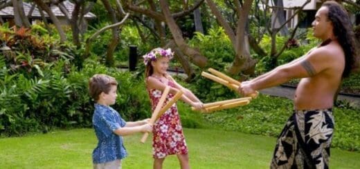 hawaii-family-vacations-hula-lessons